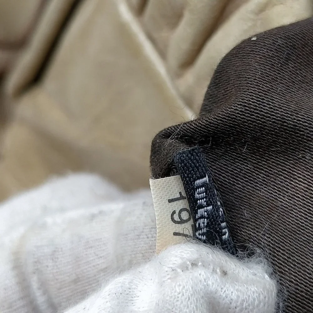 666114C V Miu Miu Crossbody Bag Beige Leather - Picture 8 of 9